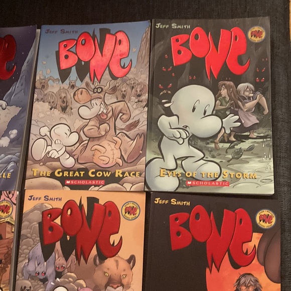 BONE Graphic Novel Series - Picture 3 of 7